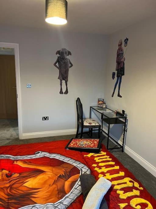 Potters Hideout- 2 Bedroom 2 Bathroom Apartment Watford  Exterior foto
